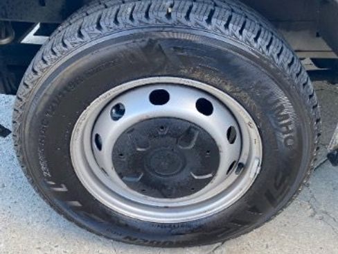 Used 2015 Ford Transit 150 148 Medium Roof w/ Interior Upgrade Package image 28