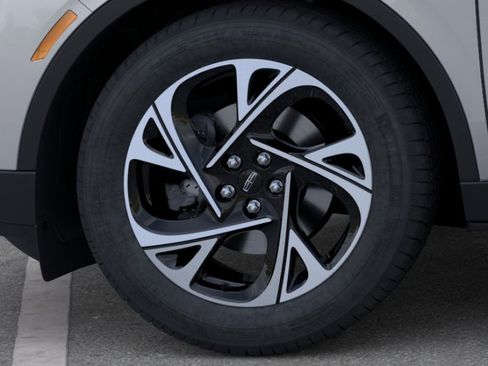 New 2026 Lincoln Nautilus Premier AWD/4WD image 19