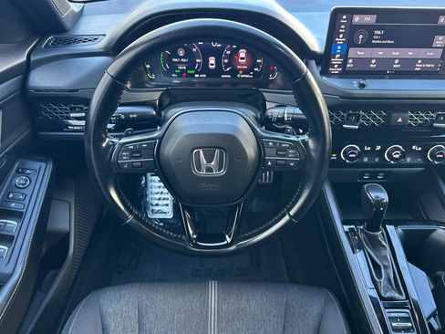 Used 2023 Honda Accord Sport image 16