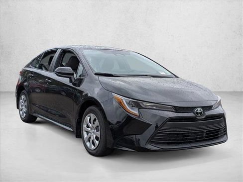 New 2026 Toyota Corolla LE image 7
