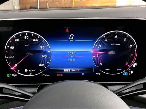 Used 2023 Mercedes-Benz GLC 300 4MATIC image 26