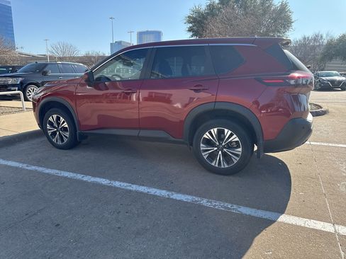 Certified 2023 Nissan Rogue SV image 4