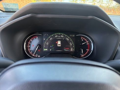 Used 2025 Toyota RAV4 LE image 24