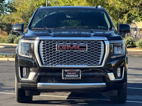 Used 2024 GMC Yukon XL Denali w/ Denali Reserve Package image 10
