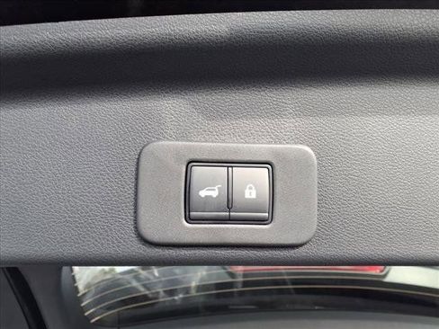 New 2025 Nissan Murano SL image 32