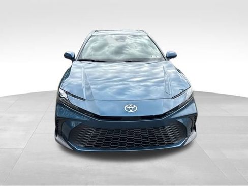 New 2026 Toyota Camry SE image 8