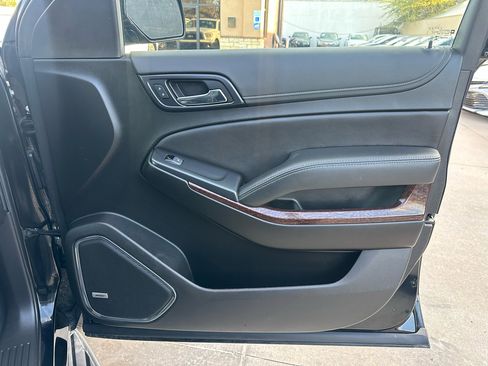 Used 2019 GMC Yukon SLE image 14