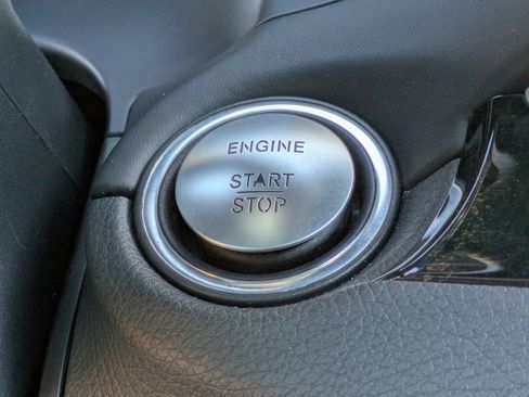 Used 2017 Mercedes-Benz E 550 Cabriolet image 28