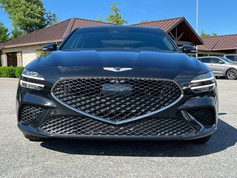 Used 2022 Genesis G70 3.3T RWD image 3