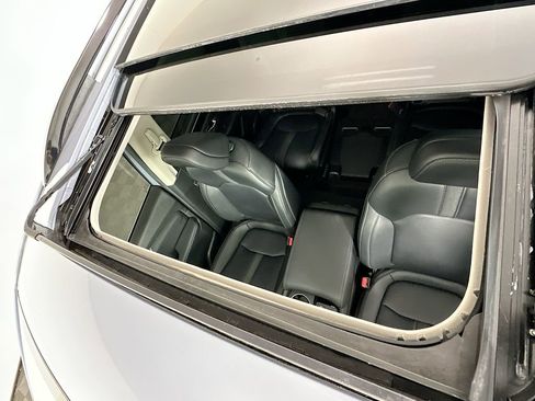 Certified 2024 Honda Pilot Touring image 22