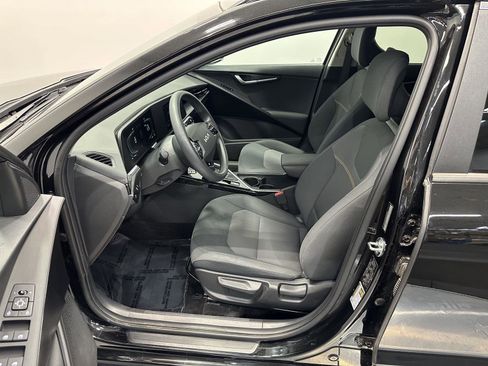 Used 2024 Kia Niro LX FWD image 14
