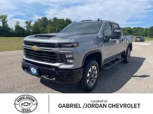 New 2026 Chevrolet Silverado 2500 Custom w/ Custom Value Package AWD/4WD image 1