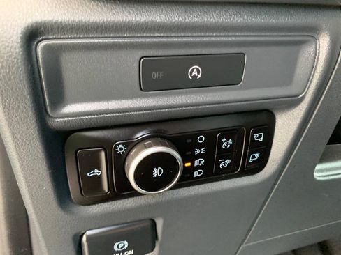 Used 2025 Ford F150 XLT w/ Equipment Group 302A MID AWD/4WD image 19
