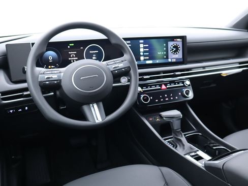 New 2026 Hyundai Santa Cruz SEL FWD image 9