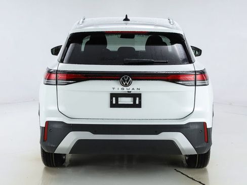 New 2026 Volkswagen Tiguan S FWD image 8