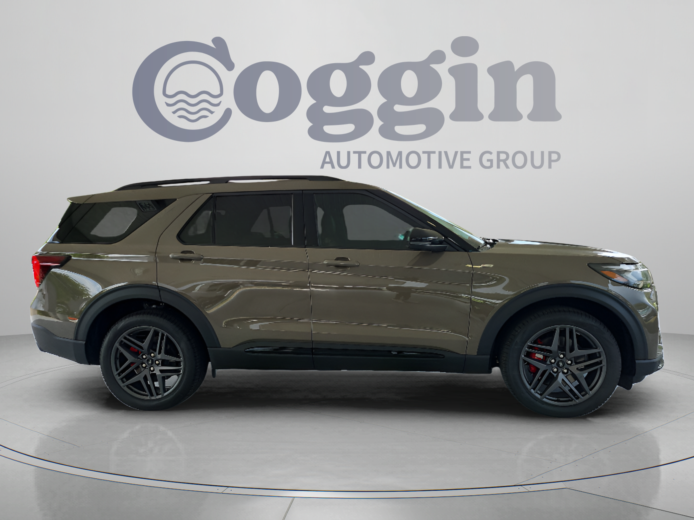 New 2026 Ford Explorer ST-Line w/ ST-Line Street Pack AWD/4WD image 6