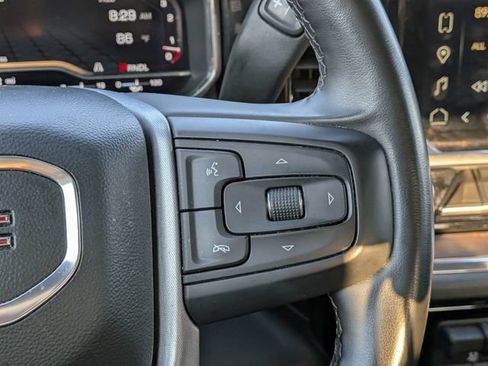 Used 2025 GMC Sierra 1500 SLT RWD image 12