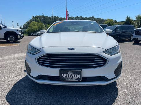 Used 2020 Ford Fusion SE AWD/4WD image 2