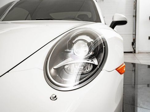 Used 2012 Porsche 911 Carrera S image 13