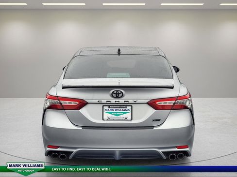 Used 2019 Toyota Camry XSE FWD image 5