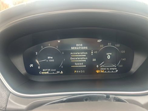 Used 2019 Lincoln Nautilus Reserve image 24