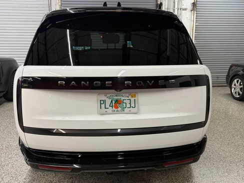 Used 2024 Land Rover Range Rover Autobiography AWD/4WD image 4