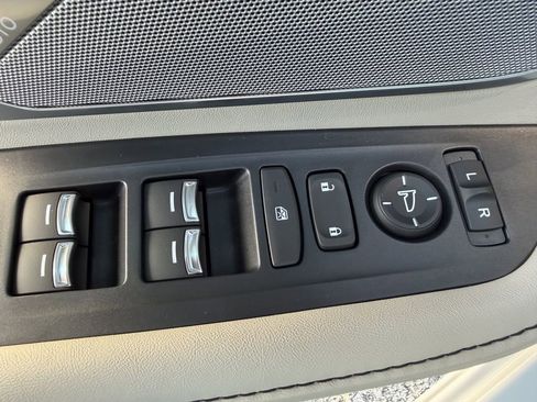 New 2025 Acura RDX SH-AWD w/ Technology Package image 19