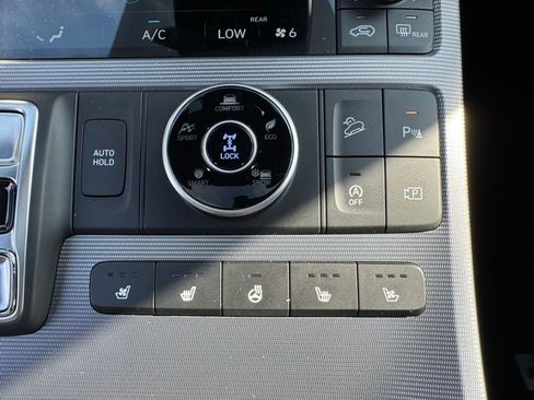 Used 2023 Hyundai Palisade Calligraphy image 28