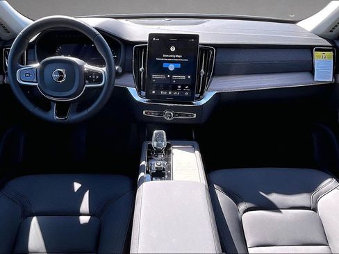 New 2026 Volvo XC90 T8 Plus w/ Protection Package Premier AWD/4WD image 5