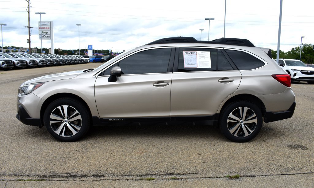 Used 2019 Subaru Outback 2.5i Limited AWD/4WD image 5