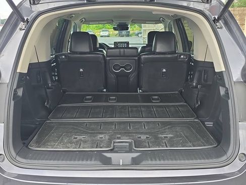 Used 2025 Honda Pilot EX-L image 12