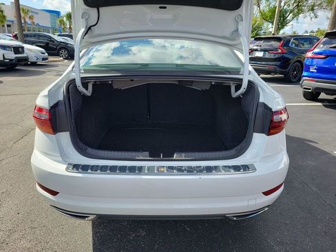 Used 2019 Volkswagen Jetta R-Line w/ R-Line Cold Weather Package FWD image 12