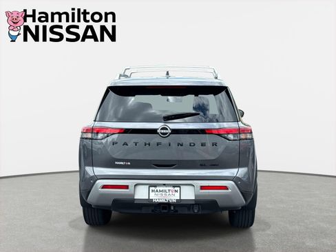 Used 2024 Nissan Pathfinder SL w/ SL Premium Package AWD/4WD image 3