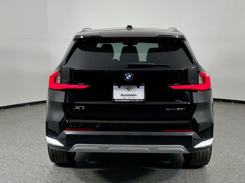 Certified 2025 BMW X1 xDrive28i w/ Premium Package image 6