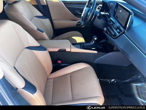 Certified 2024 Lexus ES 300h 300h w/ Premium Package image 29