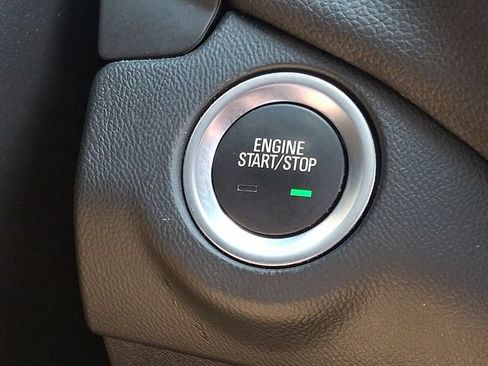 Used 2022 Chevrolet Equinox LT FWD image 29
