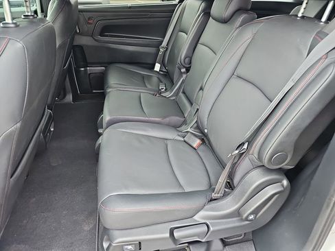 Certified 2024 Honda Odyssey Sport image 17