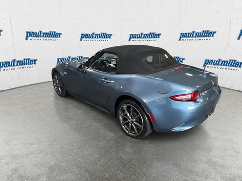 Used 2016 MAZDA MX-5 Miata Grand Touring RWD image 8