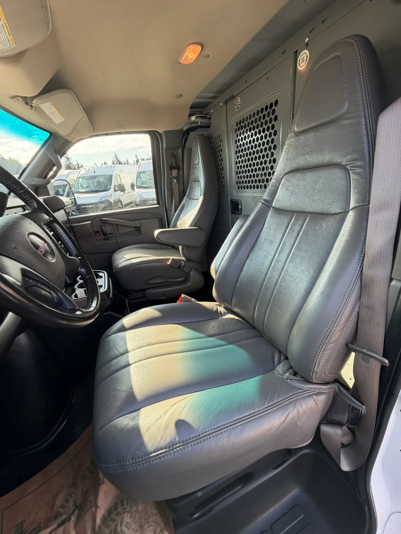 Used 2023 GMC Savana 2500 w/ Driver Convenience Package RWD image 25