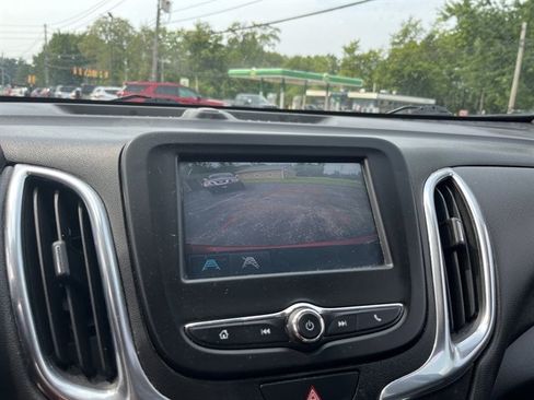 Used 2018 Chevrolet Equinox LT AWD/4WD image 26