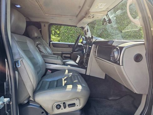 Used 2003 HUMMER H2 w/ Preferred Equipment Group AWD/4WD image 24