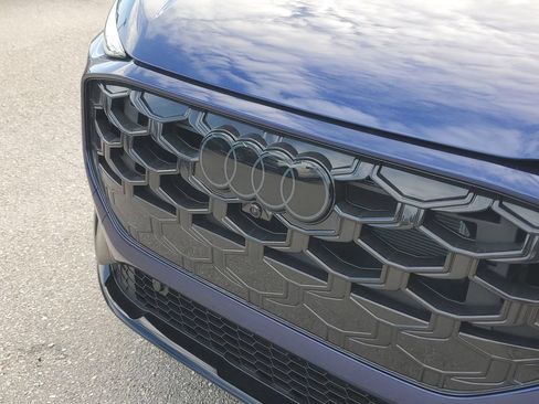 New 2026 Audi Q3 quattro 2.0T AWD/4WD image 11
