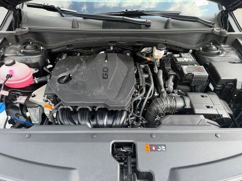 Used 2025 Kia Sportage EX image 16