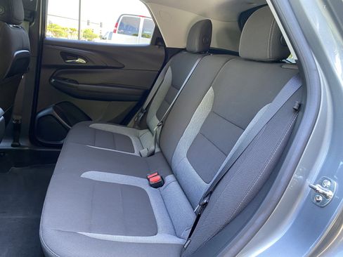 Used 2024 Chevrolet TrailBlazer LT w/ Driver Confidence Package FWD image 36