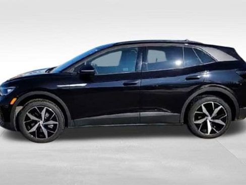 Used 2023 Volkswagen ID.4 Pro S Plus image 5
