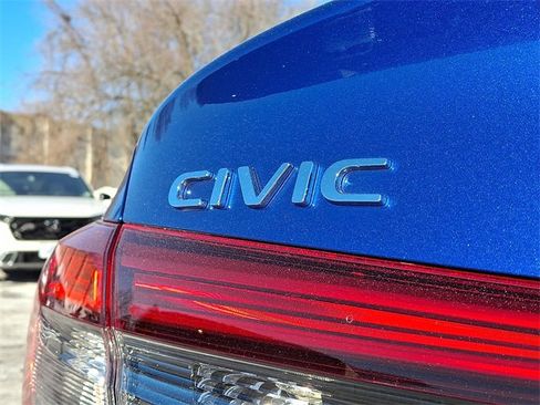 Certified 2023 Honda Civic Sport image 29