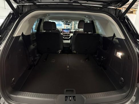 New 2026 Ford Explorer Active AWD/4WD image 31