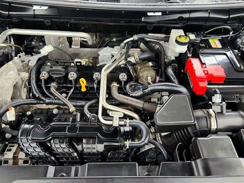 Used 2023 Mitsubishi Outlander SE image 28