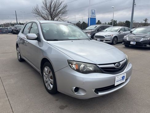Used 2010 Subaru Impreza 2.5i image 3