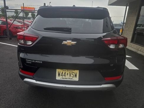 Used 2025 Chevrolet TrailBlazer LT AWD/4WD image 5
